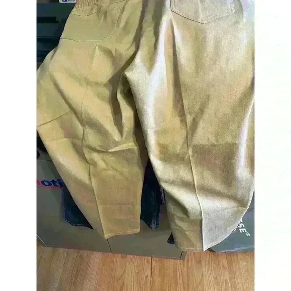 Ruby Red Womens 18w kaki Pants - Picture 8 of 11